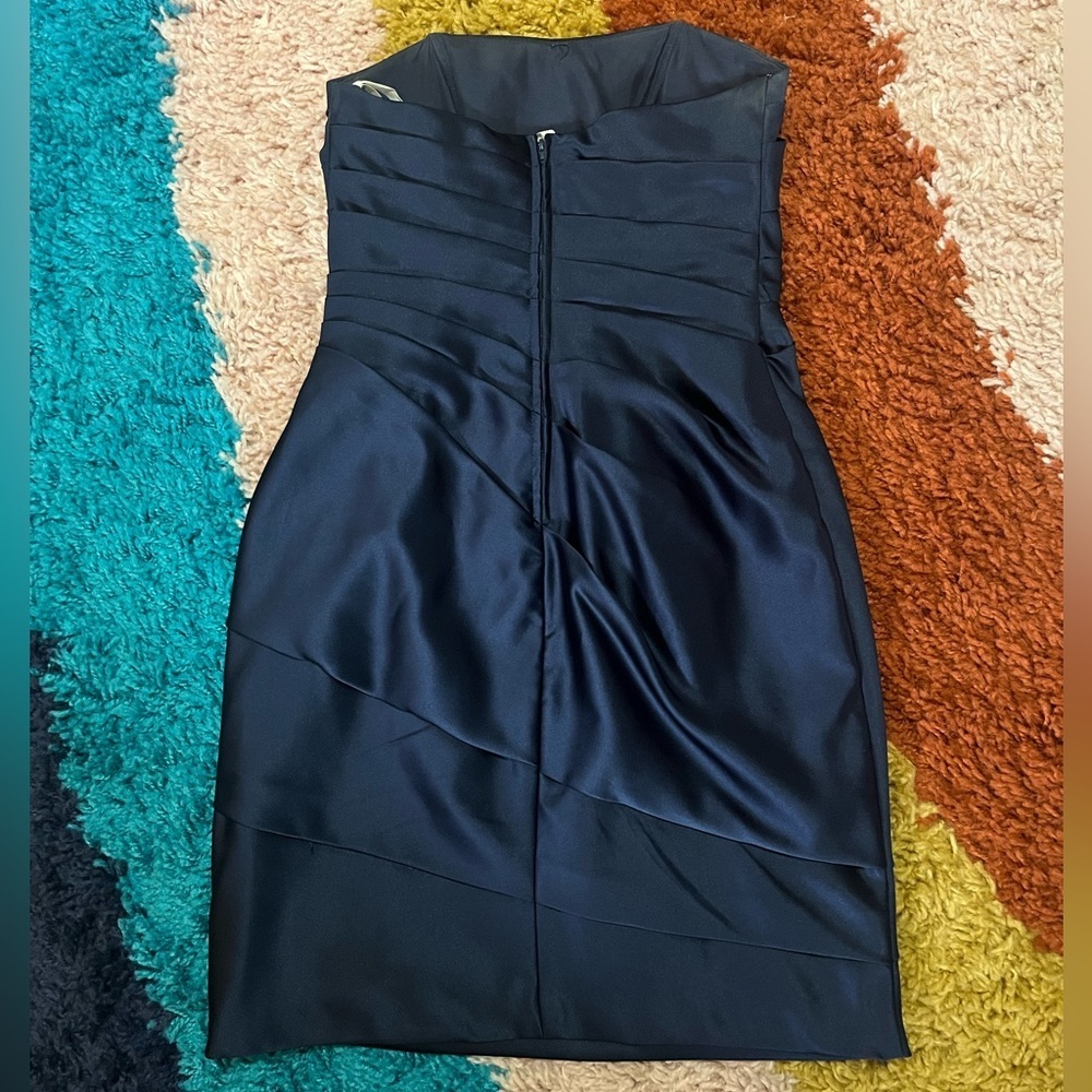 David's Bridal pleated satin strapless dress - Picture 3 of 3